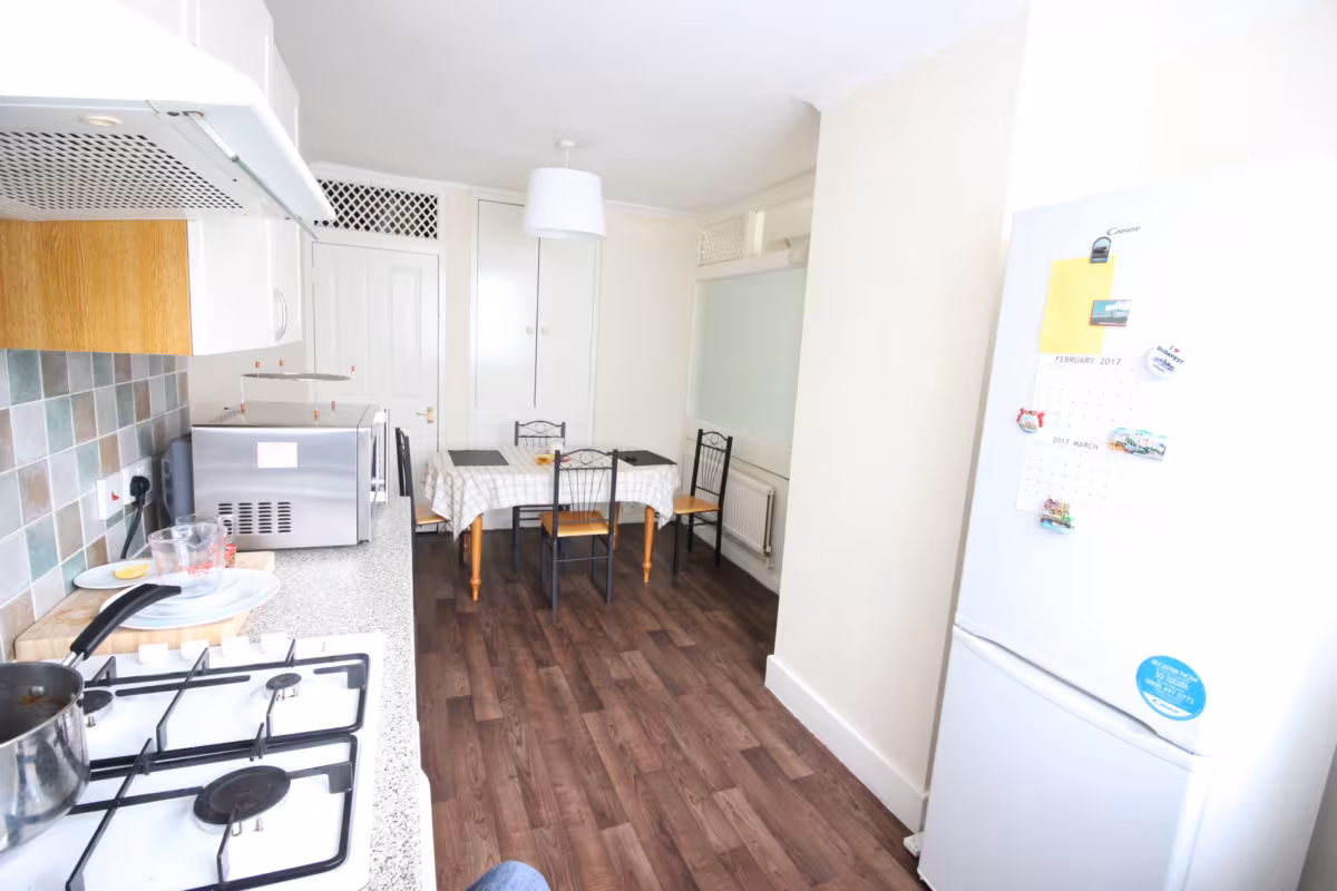 Danebury Avenue, Roehampton SW15
