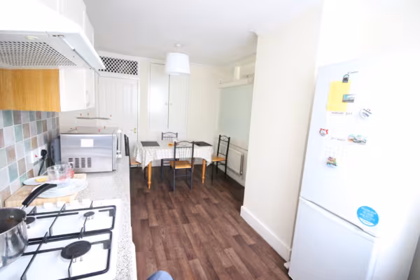Danebury Avenue, Roehampton SW15