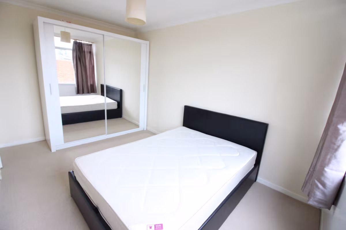Danebury Avenue, Roehampton SW15