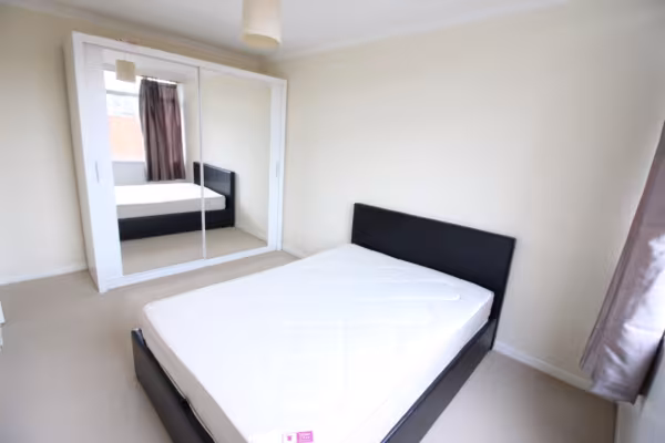 Danebury Avenue, Roehampton SW15