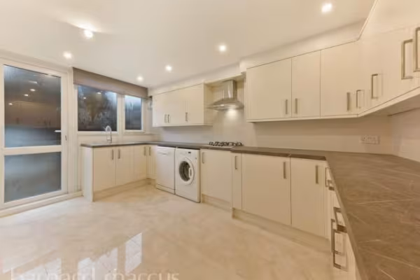 Finborough Road, London SW10